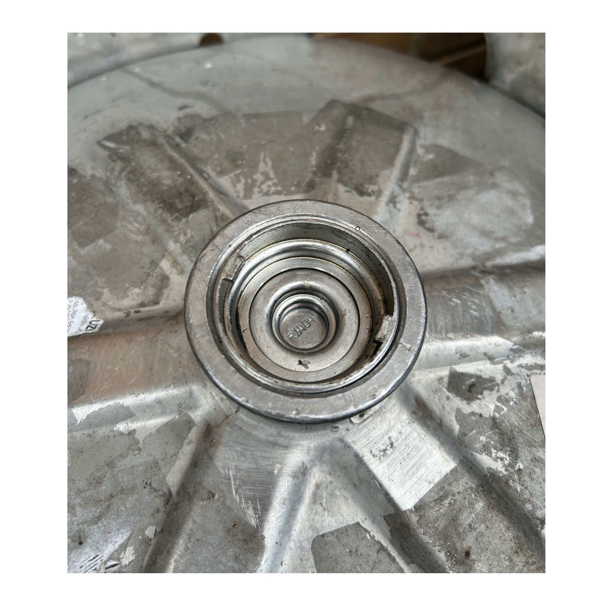 top-of-a-sankey-keg